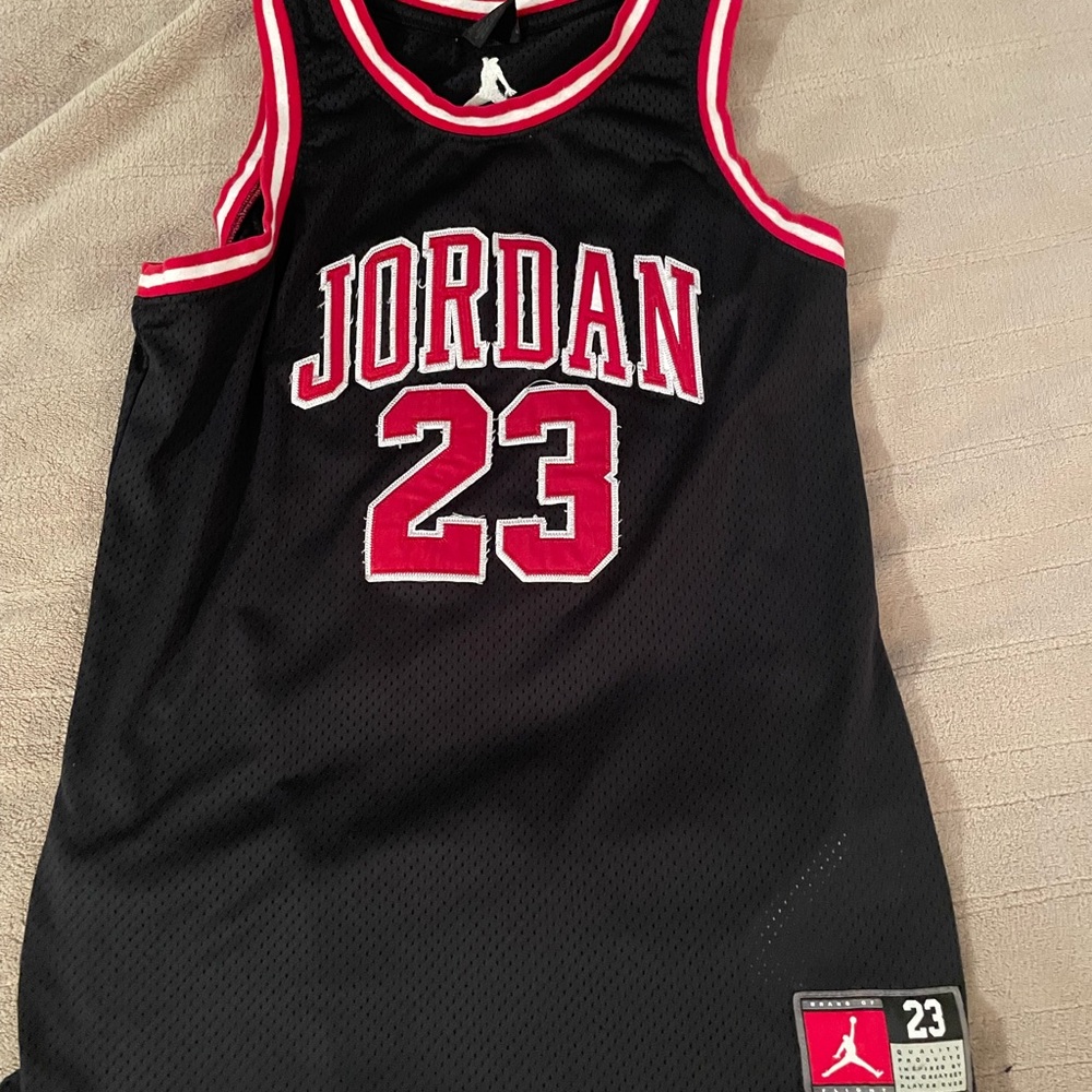Jordan Kids Black and Red Jersey